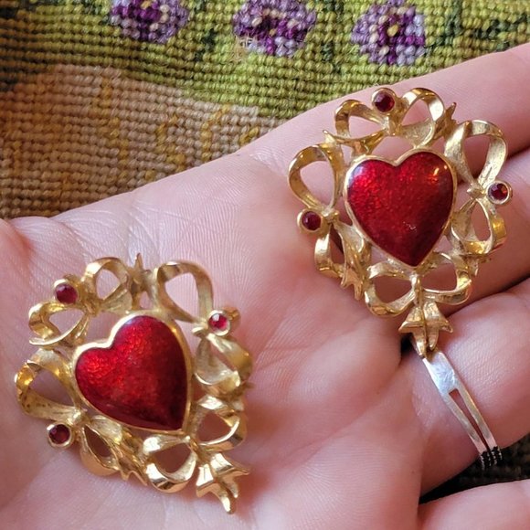 Large Red Heart and Gold Tone Bows Clip On Earrings Vintage - Picture 3 of 5
